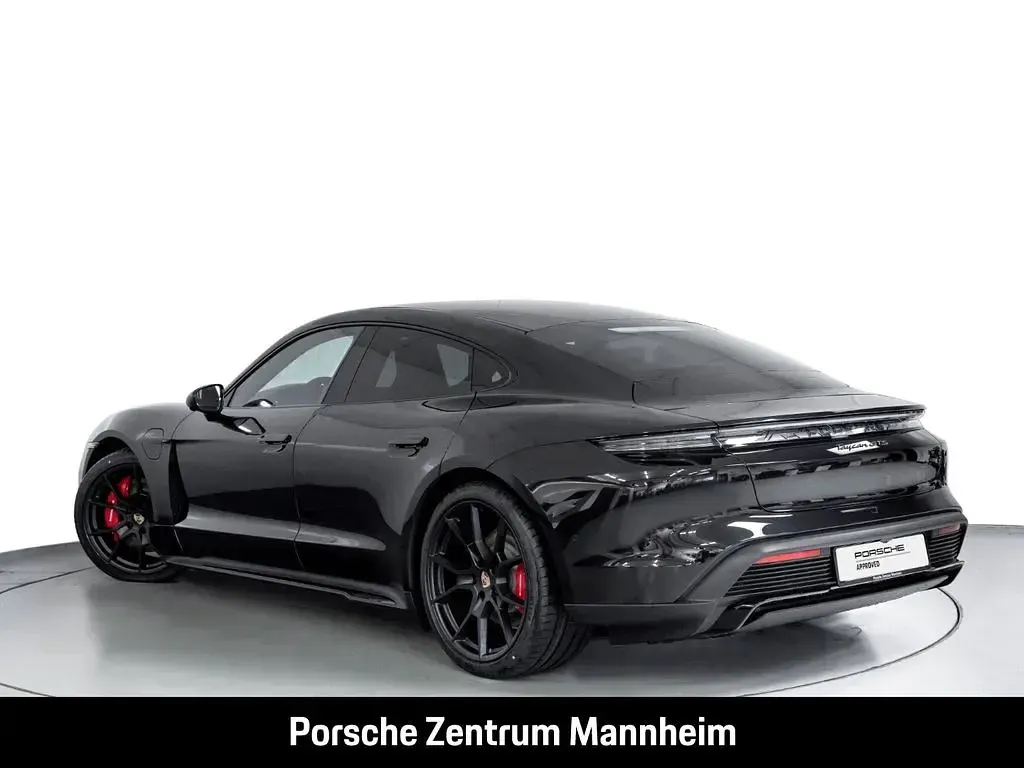 Gebraucht Porsche Taycan GTS 514 kW (700 PS) 2026 Tiefschwarzmetallic Limousine