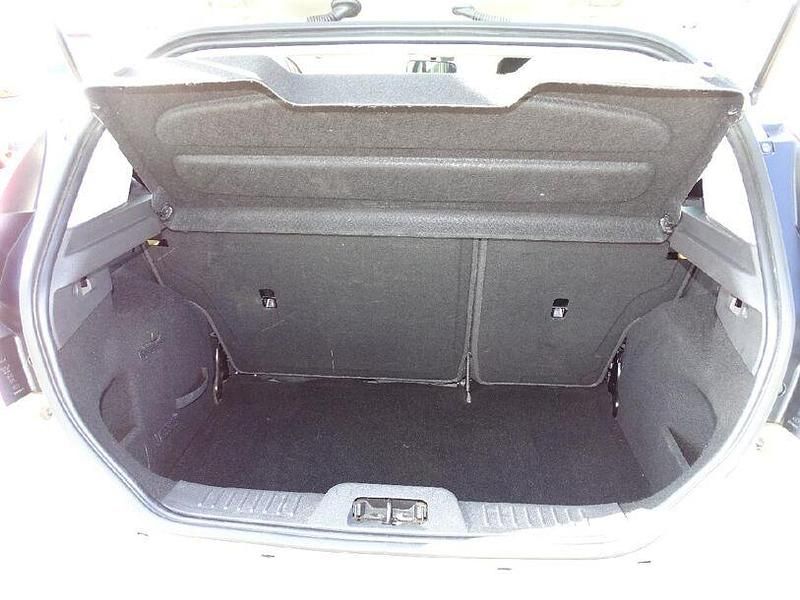 Gebraucht Ford Fiesta SYNC Edition 82 PS (60 kW) 2015 Urban beige (metallic) Limousine