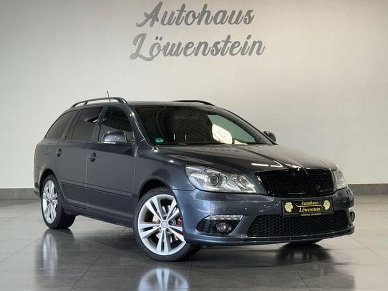 Anthracitegrau metallic Gebraucht 2011 Skoda Octavia RS Kombi | 9.980 € (Guter Preis) - Bild 1/4