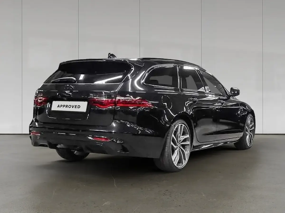 Gebraucht Jaguar XF R-Dynamic 206 PS (151 kW) 2024 Santorini black