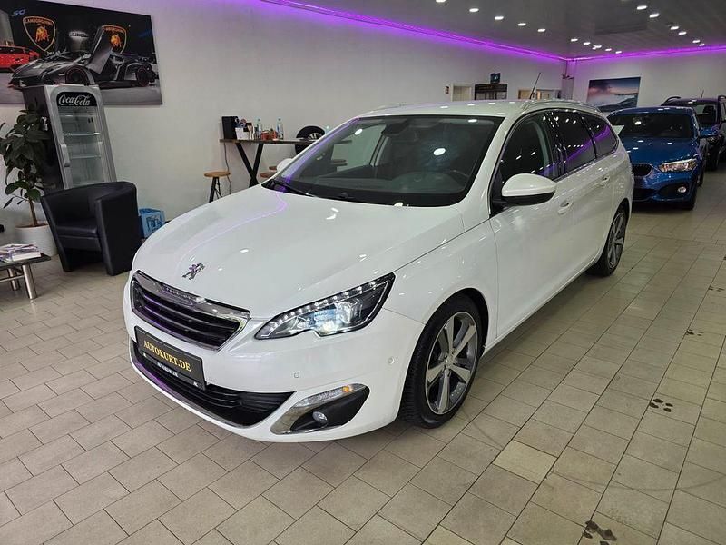Weiß Gebraucht 2016 Peugeot 308 Allure Kombi | 6.990 € (Guter Preis) - Bild 1/4