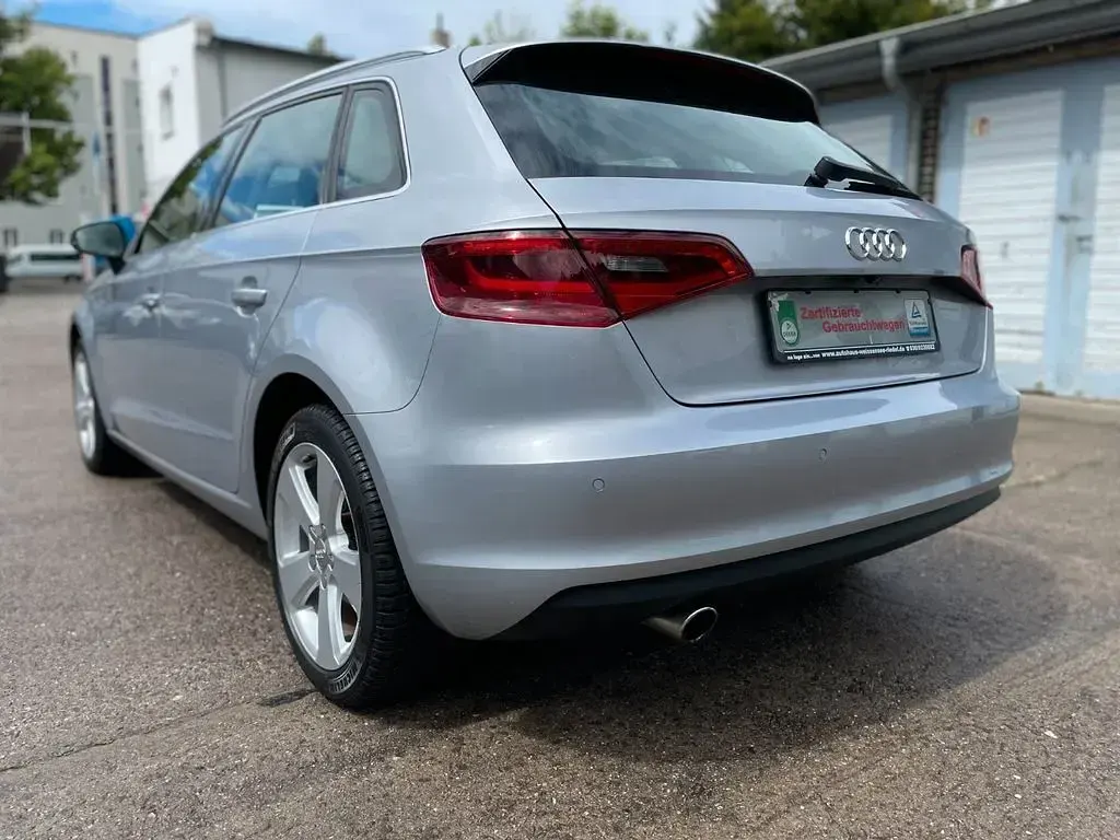 Gebraucht Audi A3 Ambiente 110 PS (80 kW) 2014 Silber Kombi