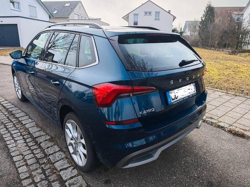 Gebraucht Skoda Kamiq Sport 150 PS (110 kW) 2021 Blau SUV