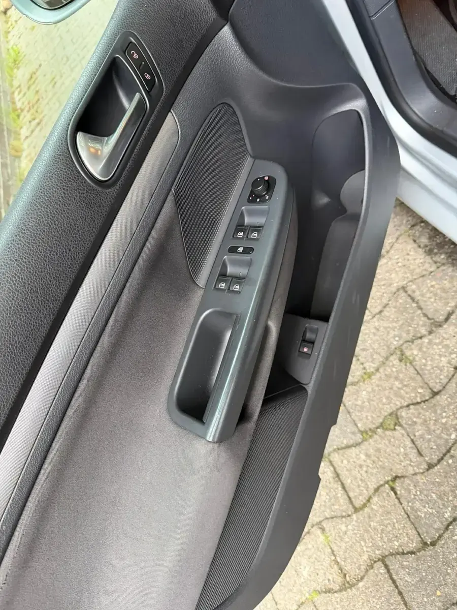 Gebraucht VW Golf IV 105 PS (77 kW) 2006 Silber Limousine