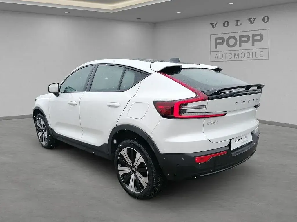 Używany Volvo C40 Core 169 kW (231 KM) 2022 Biały SUV