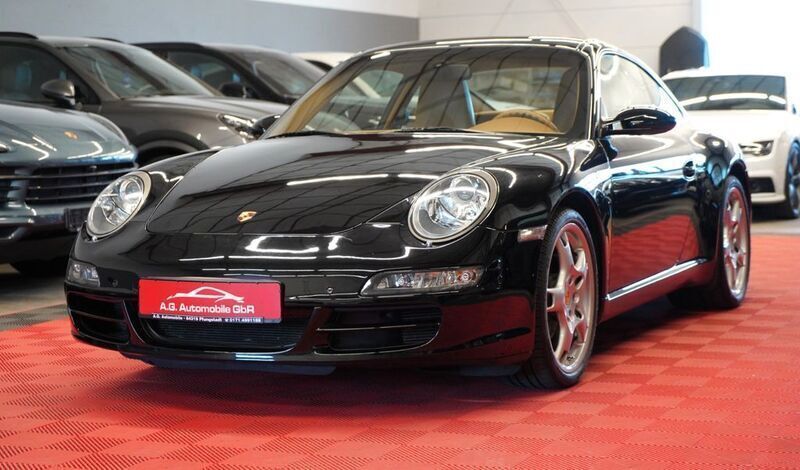 Schwarz Gebraucht 2005 Porsche 911 Carrera Coupé | 44.950 € (Etwas zu teuer) - Bild 1/4