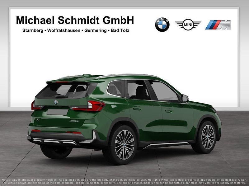Gebraucht BMW X1 Comfort Edition 136 PS (100 kW) 2024 Sanremo green SUV