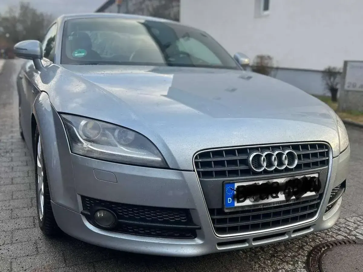 Gebraucht Audi TT 160 PS (117 kW) 2009 Silber Coupé