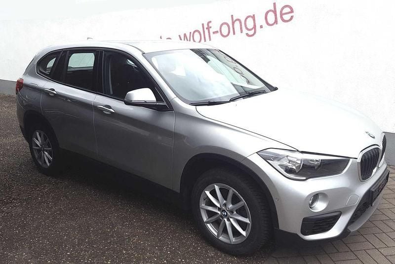Gebraucht BMW X1 Advantage 192 PS (141 kW) 2016 Silber SUV