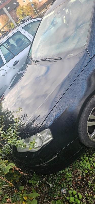 Second-hand VW Passat 143 CP (105 kW) 2009 Negru Break