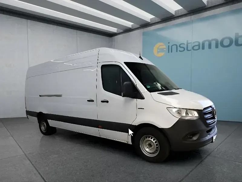 Gebraucht Mercedes E-Sprinter 150 kW (204 PS) 2025 Weiß Van