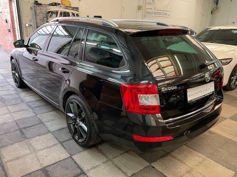 Gebraucht Skoda Octavia Elegance 209 PS (153 kW) 2013 Schwarz Kombi
