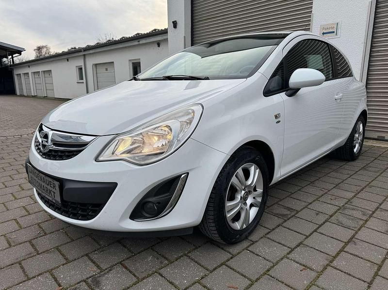 Gebraucht Opel Corsa Satellite 69 PS (50 kW) 2012 Casabl/arctic/eisweiss/kaolin Kombi