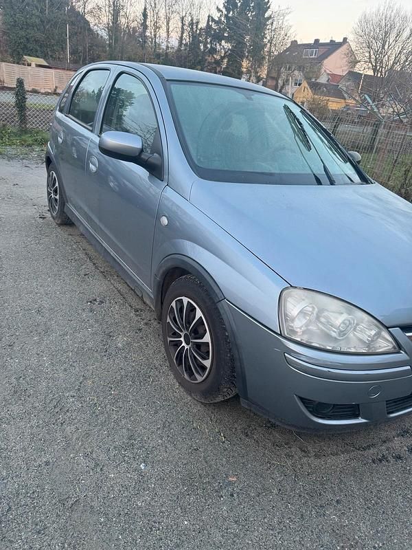 Blau Gebraucht 2006 Opel Corsa Sport Kleinwagen | 240 € (Superpreis) - Bild 1/4