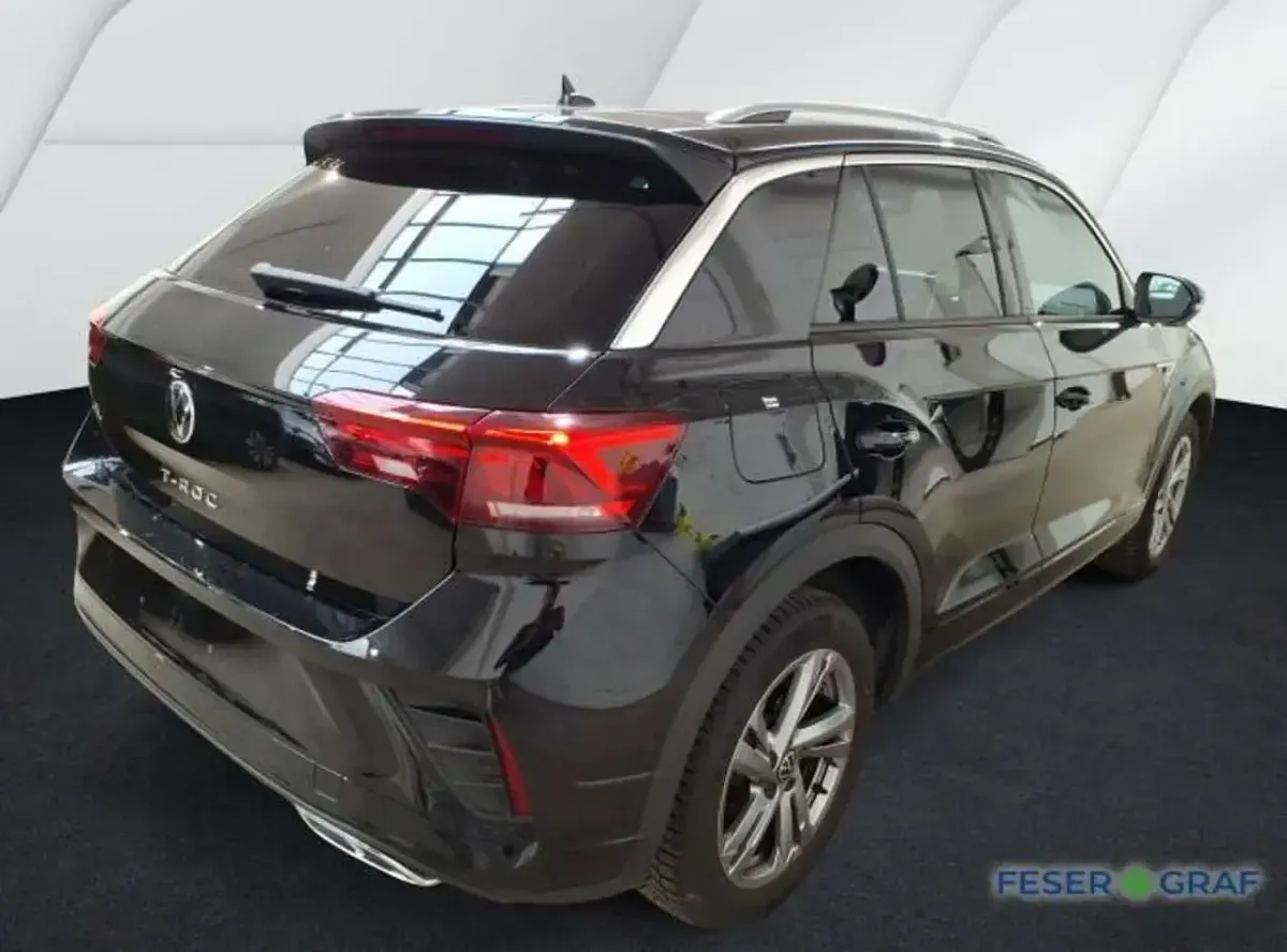 Gebraucht VW T-Roc R-line 150 PS (110 kW) 2025 Grenadillschwarz metallic SUV
