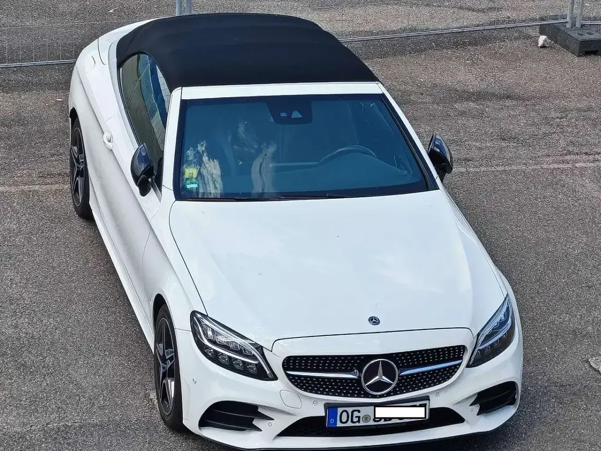 Gebraucht Mercedes C200 AMG line 160 PS (117 kW) 2019 Weiß Cabrio