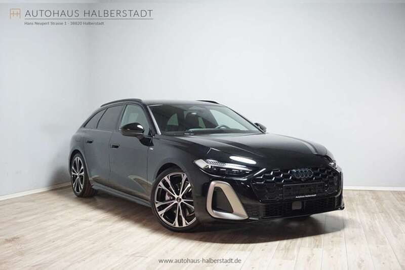Schwarz Gebraucht 2024 Audi A5 Edition .1 Coupé | 57.990 € - Bild 1/3
