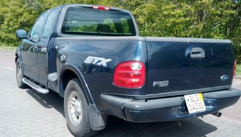 Gebraucht Ford F-150 XLT 250 PS (183 kW) 2003 Blau Pickup