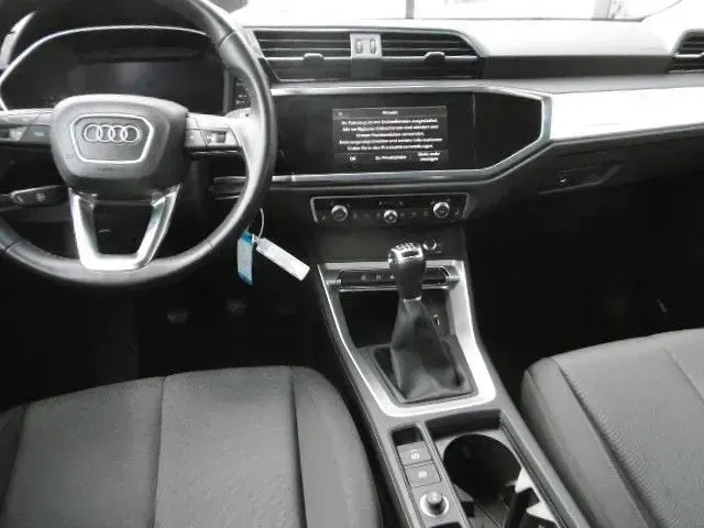 Gebraucht Audi Q3 150 PS (110 kW) 2019 Schwarz SUV