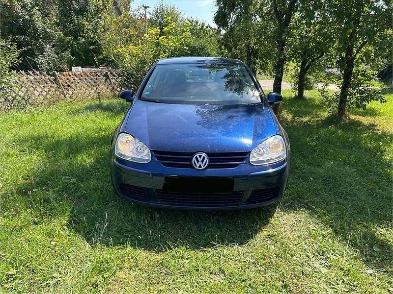 Blau Gebraucht 2005 VW Golf IV Limousine | 2.250 € (Fairer Preis) - Bild 1/4