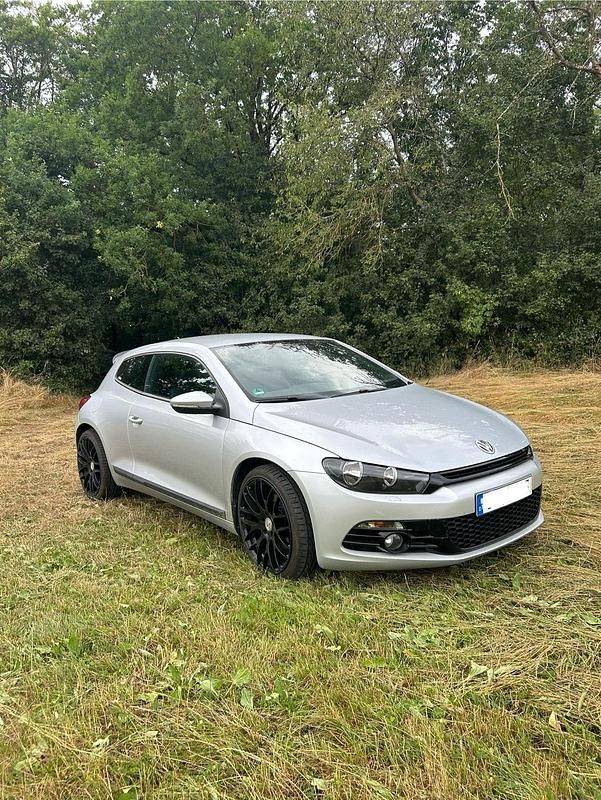 Silber Gebraucht 2008 VW Scirocco Coupé | 4.900 € (Superpreis) - Bild 1/4