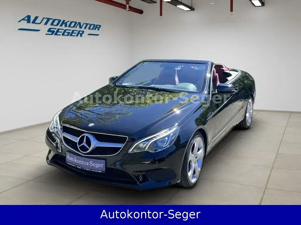 Gebraucht Mercedes E200 Sport 184 PS (135 kW) 2016 Obsidianschwarz Cabrio