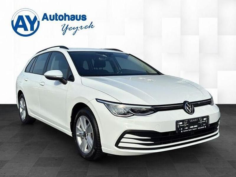 Gebraucht VW Golf VIII 140 PS (102 kW) 2022 Weiß Kombi