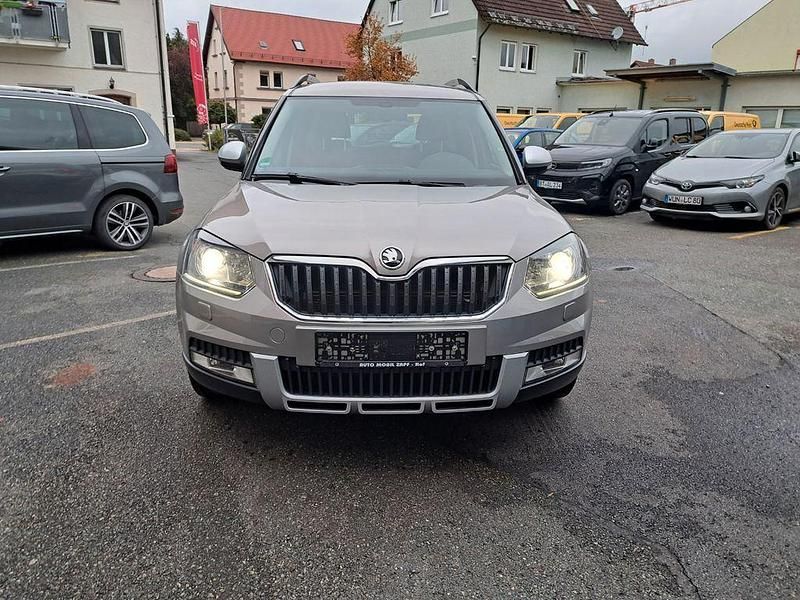 Gebraucht 2015 Skoda Yeti Adventure SUV | 10.500 € (Guter Preis) - Bild 1/4