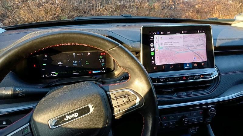 Gebraucht Jeep Compass Trailhawk 240 PS (176 kW) 2021 Grün SUV