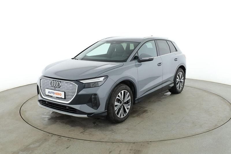 Gebraucht Audi Q4 e-tron S-Line 150 kW (204 PS) 2022 Grau SUV