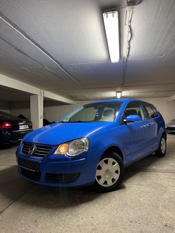 Blau Gebraucht 2007 VW Polo Sportline Limousine | 2.050 € (Guter Preis) - Bild 1/4