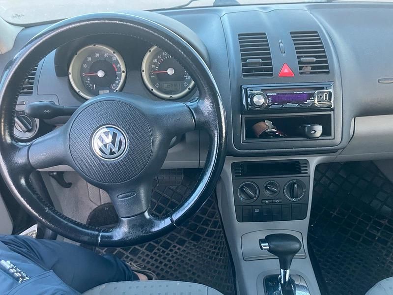 Gebraucht VW Polo 60 PS (44 kW) 2000 Schwarz Kleinwagen