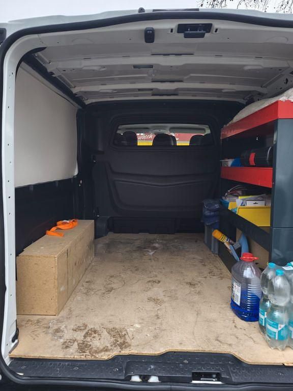 Gebraucht Renault Trafic 145 PS (106 kW) 2019 Weiß Van / Kleinbus