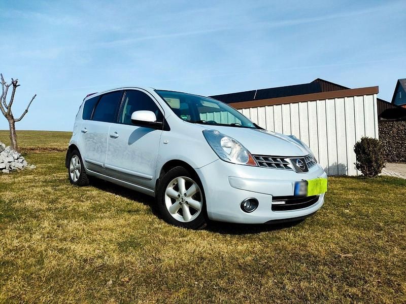 Second-hand Nissan Note Acenta+ 86 CP (63 kW) 2009 Albastru Hatchback