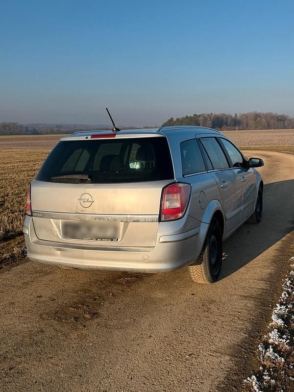 Gebraucht Opel Astra 110 PS (80 kW) 2007 Grau Kombi