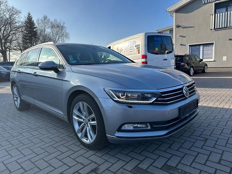Gebraucht VW Passat Highline 150 PS (110 kW) 2019 Silber Kombi