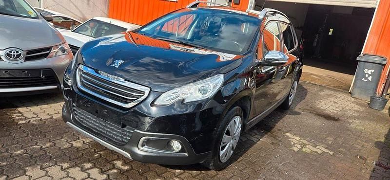 Gebraucht Peugeot 2008 82 PS (60 kW) 2015 Schwarz SUV