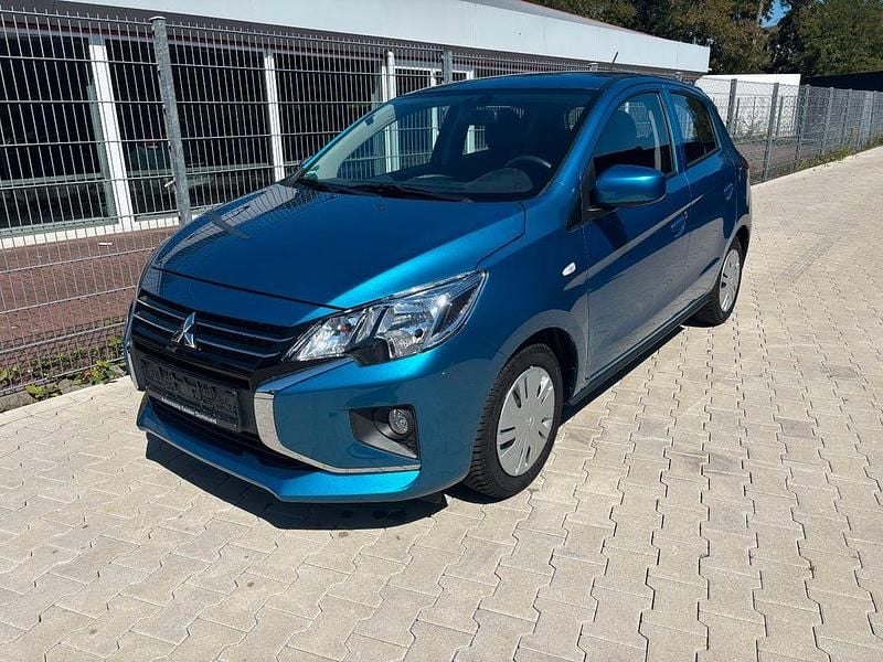 Blau Gebraucht 2024 Mitsubishi Space Star Select Limousine | 10.990 € (Guter Preis) - Bild 1/4