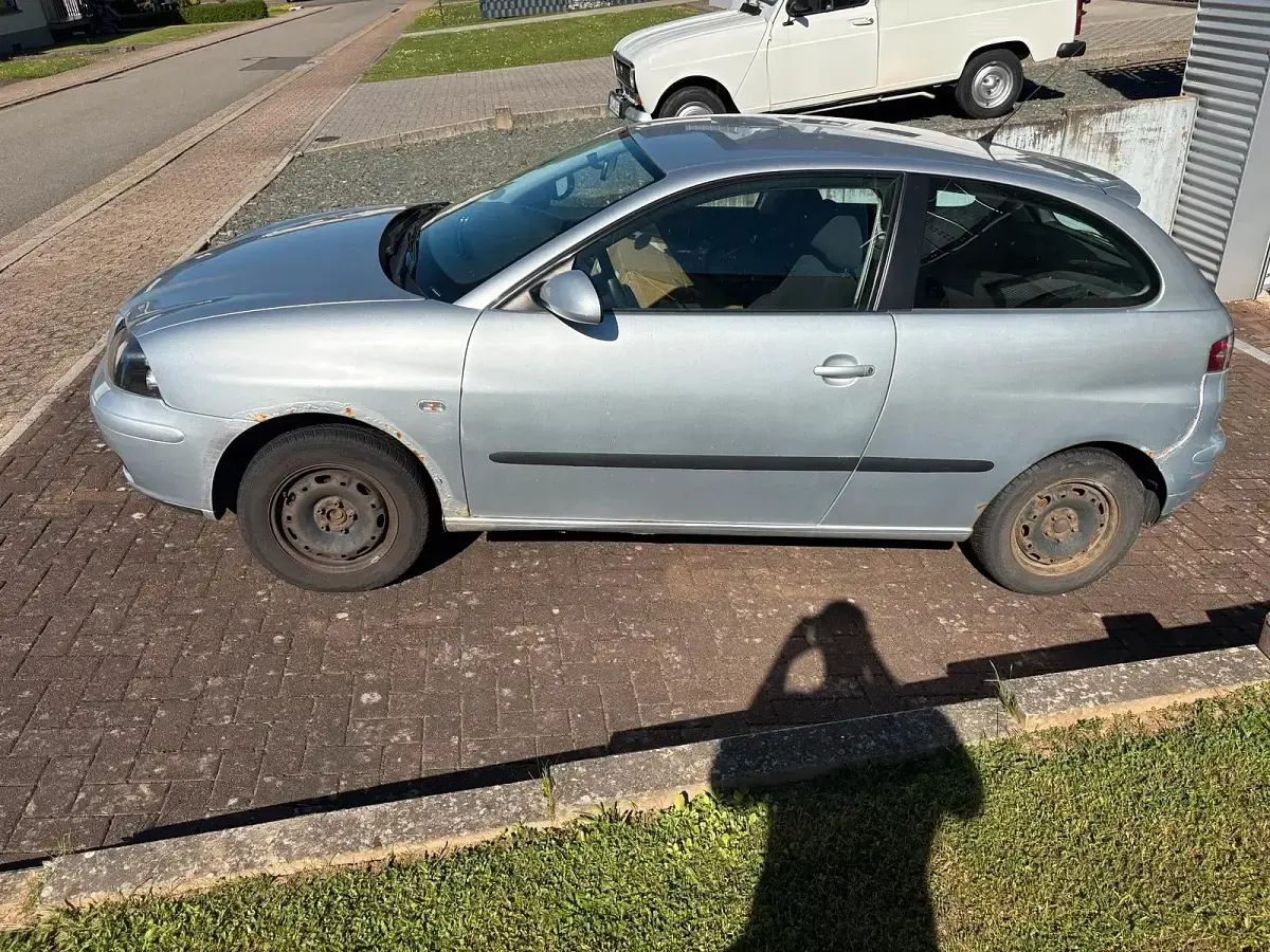 Gebraucht Seat Ibiza 75 PS (55 kW) 2006 Silber Kleinwagen