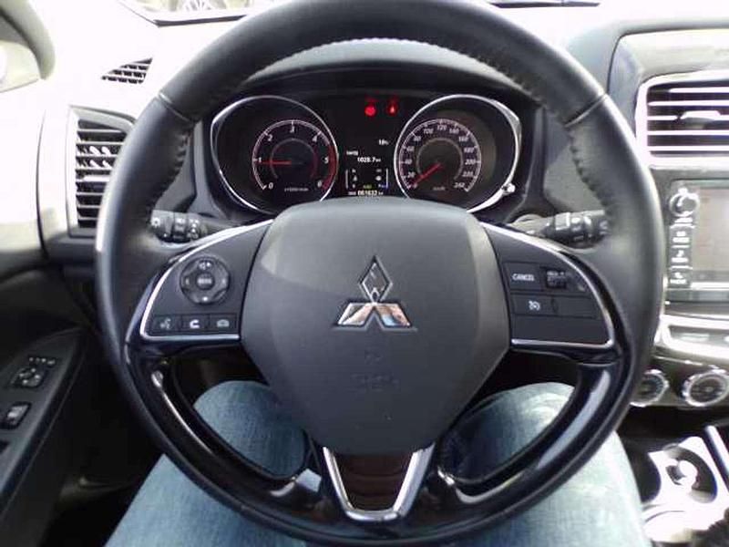 Gebraucht Mitsubishi ASX Active 117 PS (86 kW) 2019 Andenweiß SUV