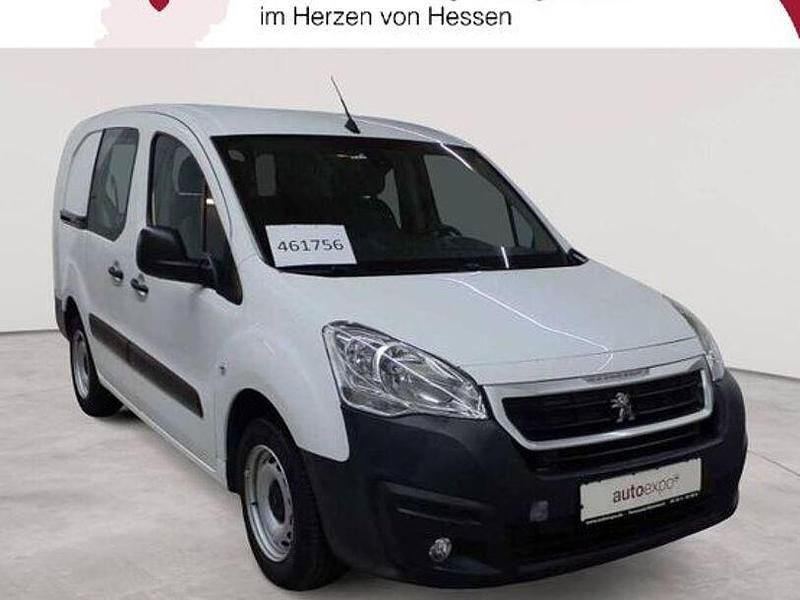 Weiß Gebraucht 2016 Peugeot Partner Comfort Van / Kleinbus | 8.989 € (Guter Preis) - Bild 1/4