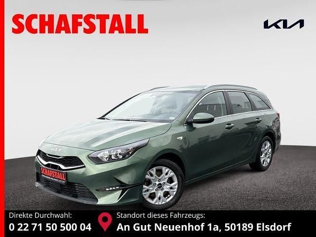 Gruen ((exg) experience green met.) Gebraucht 2024 Kia Ceed Sportswagon Comfort Kombi | 21.979 € (Superpreis) - Bild 1/3
