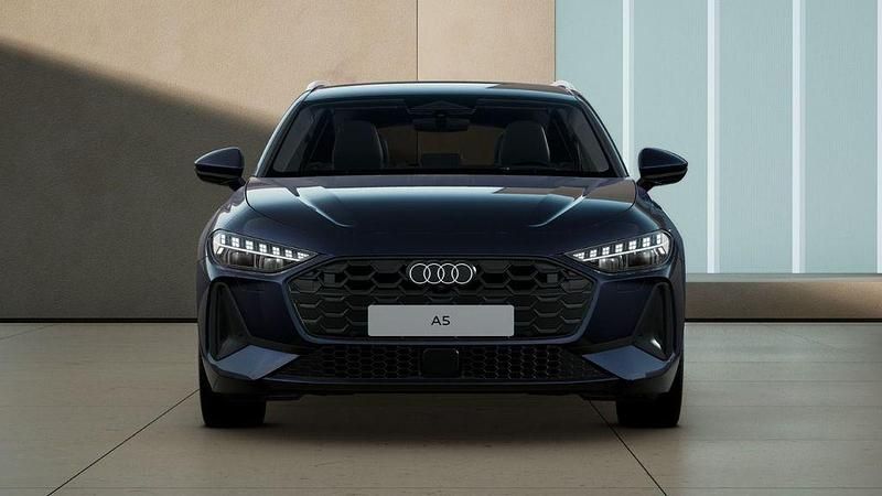 Gebraucht Audi A5 Ambiente 204 PS (150 kW) 2025 Firmamentblau metallic Kombi