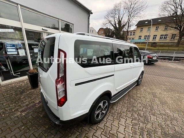 Gebraucht Ford Tourneo Active 185 PS (136 kW) 2021 Weiß Van / Kleinbus