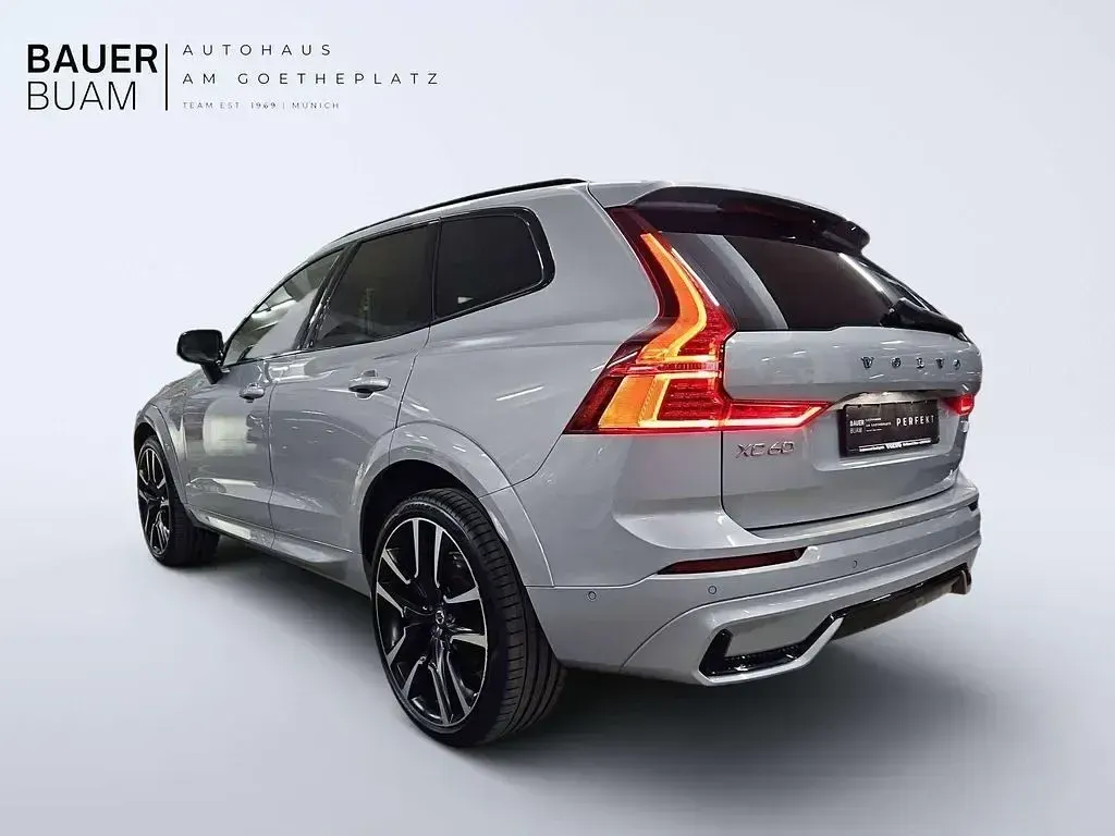 Gebraucht Volvo XC60 Ultimate 335 PS (246 kW) 2023 Silber SUV