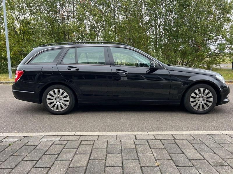 Gebraucht Mercedes C220 170 PS (125 kW) 2013 Schwarz Kombi