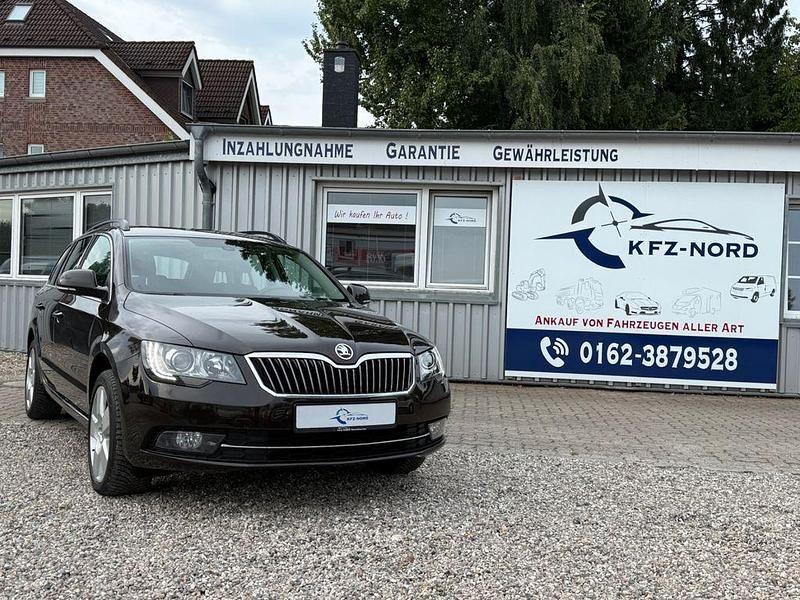 Braun Gebraucht 2014 Skoda Superb Ambition Kombi | 7.490 € (Guter Preis) - Bild 1/4