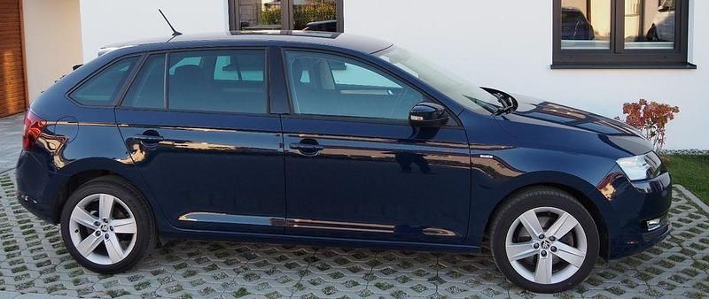 Blau Gebraucht 2017 Skoda Rapid Drive Limousine | 8.450 € (Fairer Preis) - Bild 1/4