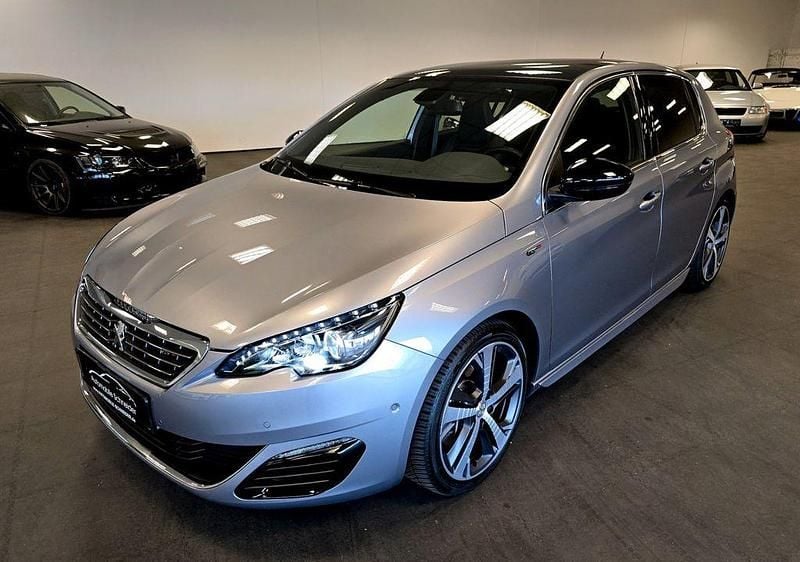 Artensegrau Gebraucht 2017 Peugeot 308 GT Limousine | 16.900 € (Fairer Preis) - Bild 1/4