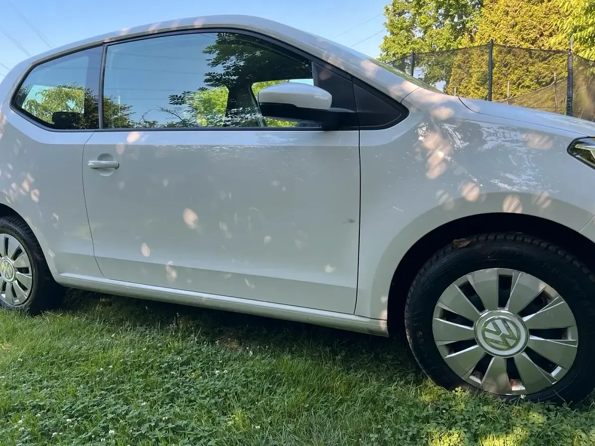 Gebraucht VW up! 60 PS (44 kW) 2018 Weiß Kleinwagen